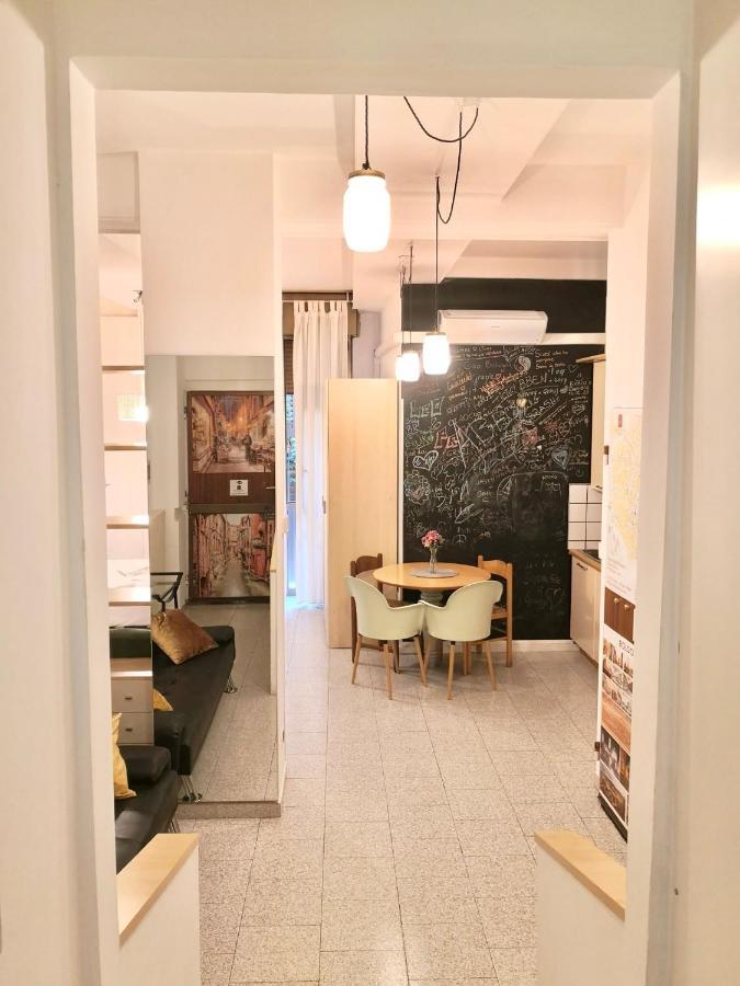 8- Tourist House Bologna - Light House - Self Check-In Bolonha Exterior foto