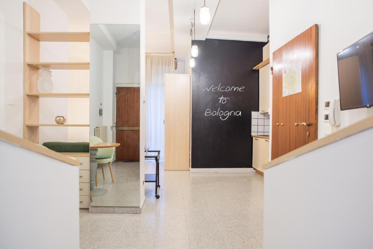 8- Tourist House Bologna - Light House - Self Check-In Bolonha Exterior foto