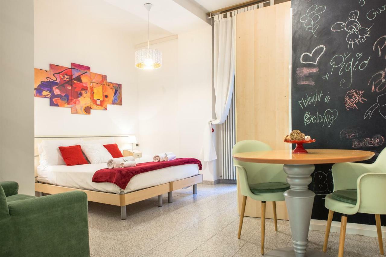 8- Tourist House Bologna - Light House - Self Check-In Bolonha Exterior foto