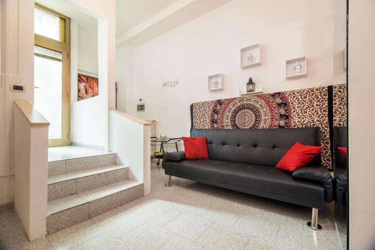 8- Tourist House Bologna - Light House - Self Check-In Bolonha Exterior foto